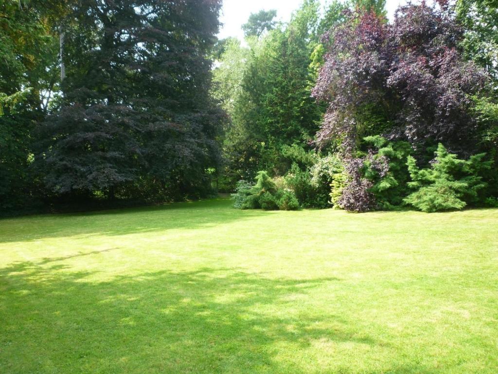Deanwater Hotel Wilmslow Exteriör bild