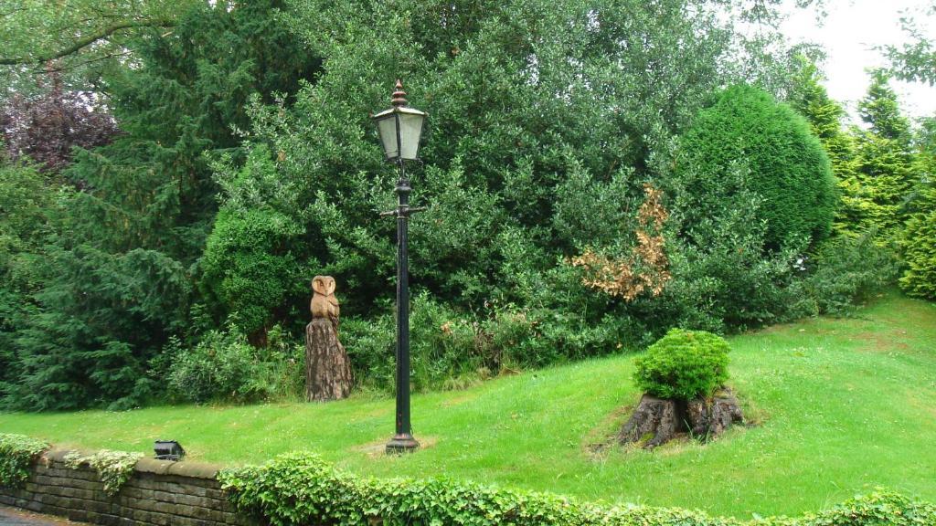 Deanwater Hotel Wilmslow Exteriör bild